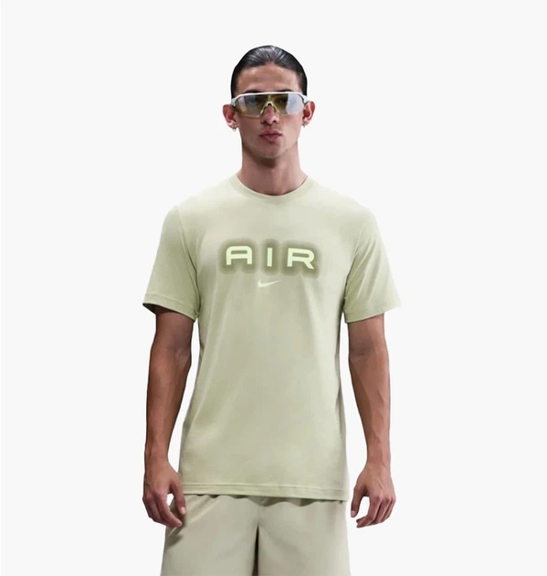 Футболка чоловіча Nike Air Graphic Green M Зелений HM0185-371 - Фото 1 Футболка чоловіча Nike Air Graphic Green M Зелений HM0185-371 - зображення 1