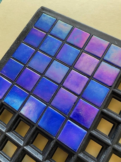 Лист мозаики Picaso Rainbow 20x20 мм темно-синий с перламутровым блеском 225 шт. (WB 17) - изображение 3