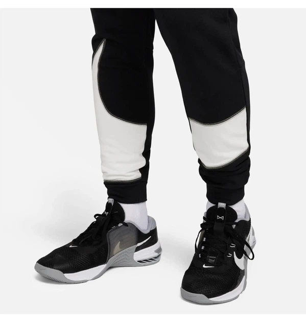 Брюки мужские Nike M Dri Fit Men Tapered M Черный FB8577-010 - Фото 6 Брюки мужские Nike M Dri Fit Men Tapered M Черный FB8577-010 - изображение 6