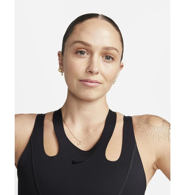 Спортивний топ жіночий Nike W Nk Fm Df Bra 24 XS Чорний FQ2640-010 - Фото 4 Спортивний топ жіночий Nike W Nk Fm Df Bra 24 XS Чорний FQ2640-010 - зображення 4