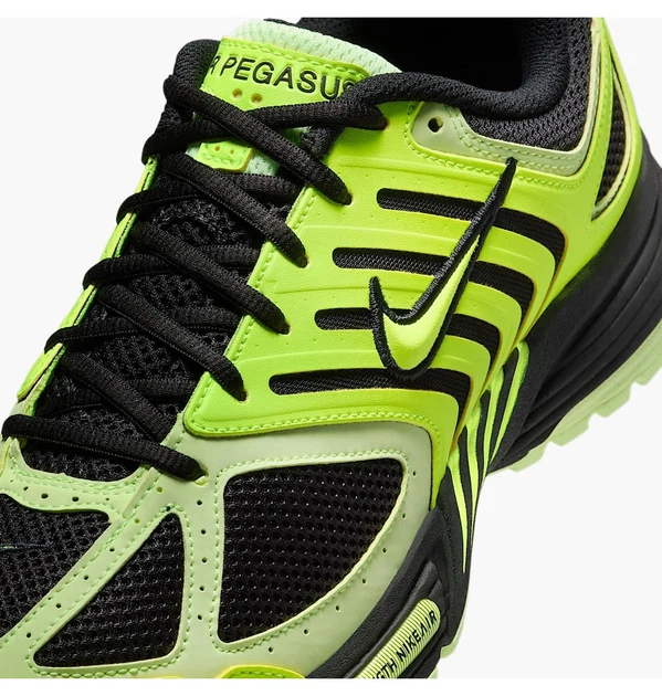 Кросівки чоловічі Nike Air Pegasus 2005 Green/Black 44.5 HQ5403-700 - зображення 2