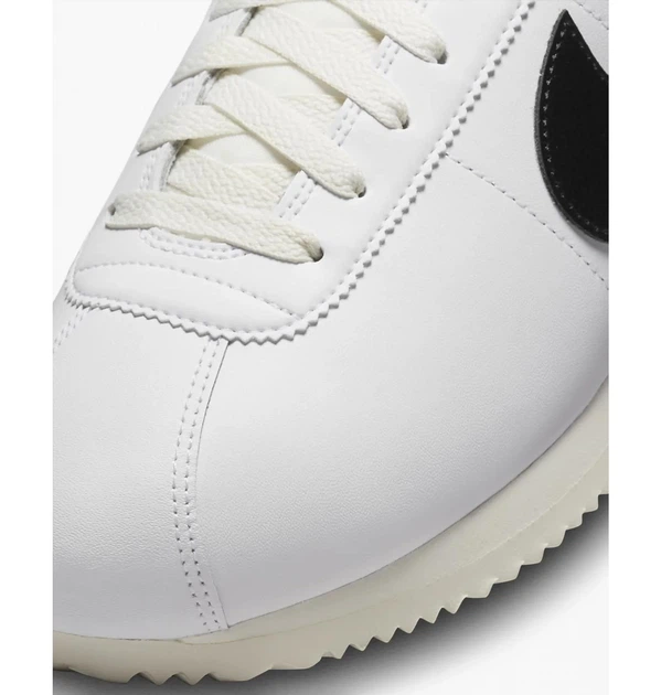 Кросівки чоловічі Nike Cortez 41 Білий DM4044-100 - Фото 8 Кросівки чоловічі Nike Cortez 41 Білий DM4044-100 - зображення 8