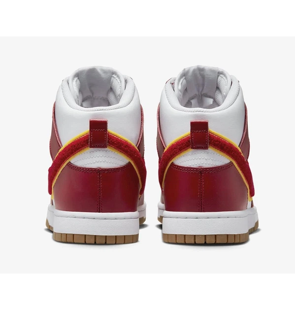 Кроссовки мужские Nike Chenille Swooshes Animate This Dunk High 45.5 Красно-белый DR8805-101 - изображение 6