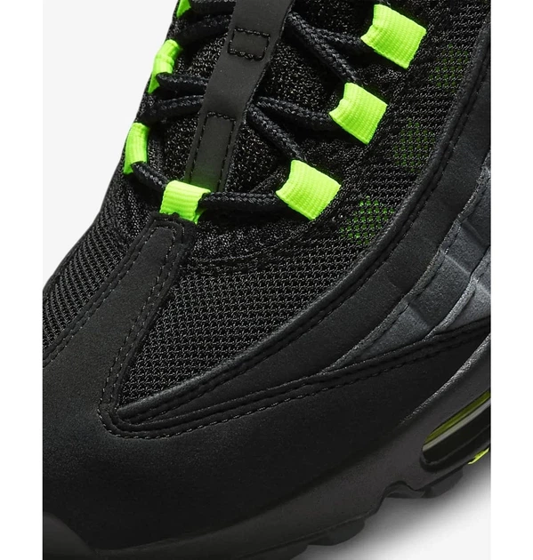 Кроссовки мужские Nike Air Max 95 Black 42 Черный FV4710-001 - Фото 11 Кроссовки мужские Nike Air Max 95 Black 42 Черный FV4710-001 - изображение 11