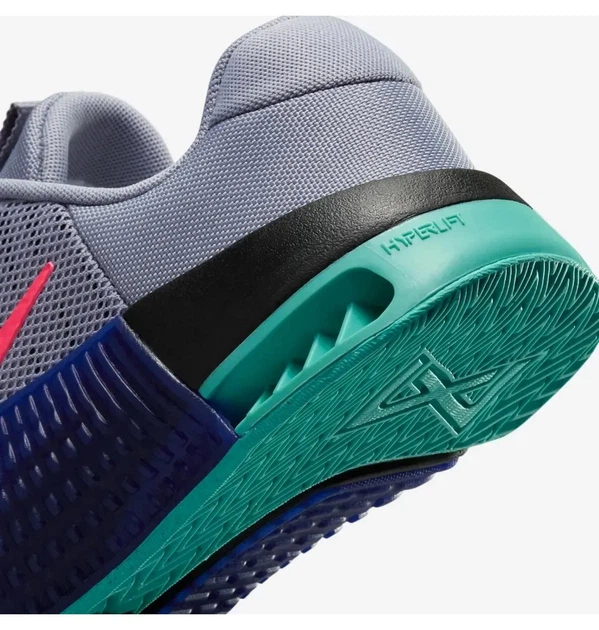 Кросівки чоловічі Nike Metcon 9 46 Сірий DZ2617-006 - Фото 3 Кросівки чоловічі Nike Metcon 9 46 Сірий DZ2617-006 - зображення 3