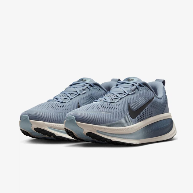 Кросівки чоловічі Nike Vomero 18 40 Комбінований HM6803-402 - Фото 3 Кросівки чоловічі Nike Vomero 18 40 Комбінований HM6803-402 - зображення 3