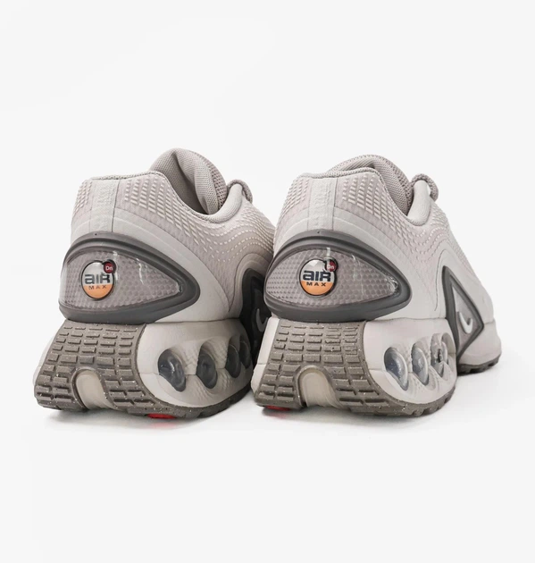 Кросівки чоловічі Nike Air Max Dn Grey Dv3337-009 42 42 DV3337-009 - Фото 6 Кросівки чоловічі Nike Air Max Dn Grey Dv3337-009 42 42 DV3337-009 - зображення 6