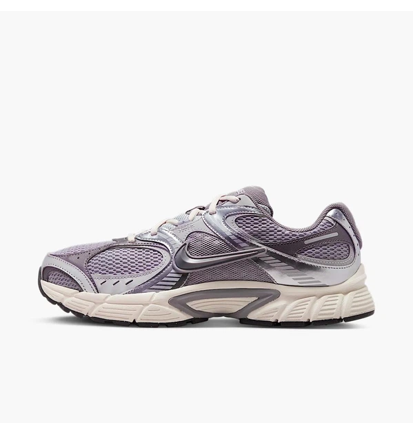 Кросівки чоловічі Nike V5 Rnr 42 Комбінований HJ5228-003 - зображення 6