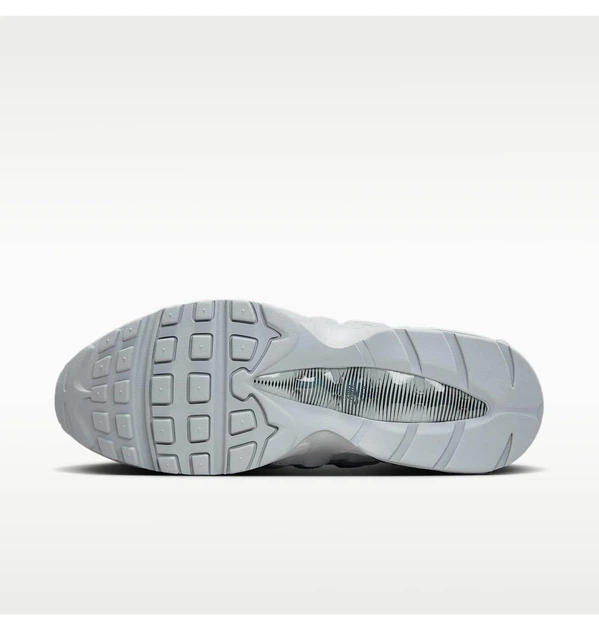 Кросівки чоловічі Nike Air Max 95 Big Bubble Mens Shoes Grey 45.5 Сірий HM8755-002 - Фото 4 Кросівки чоловічі Nike Air Max 95 Big Bubble Mens Shoes Grey 45.5 Сірий HM8755-002 - зображення 4