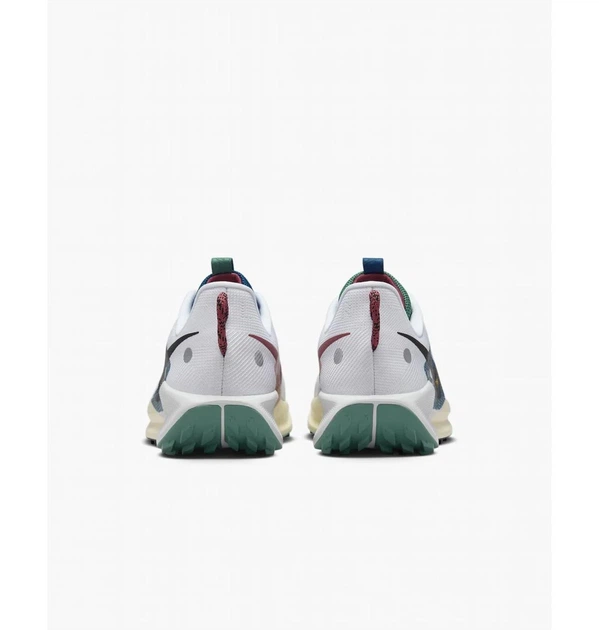 Трейлові кросівки для бігу чоловічі Nike React Pegasus Trail 5 49.5 Комбінований DV3864-100 - зображення 8