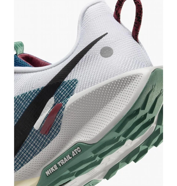 Трейлові кросівки для бігу чоловічі Nike React Pegasus Trail 5 49.5 Комбінований DV3864-100 - зображення 10