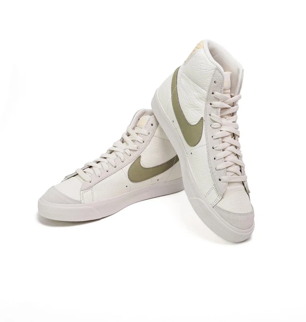 Кроссовки мужские Nike Blazer Mid 77 42 Бежевый FD0805-100 - Фото 3 Кроссовки мужские Nike Blazer Mid 77 42 Бежевый FD0805-100 - изображение 3