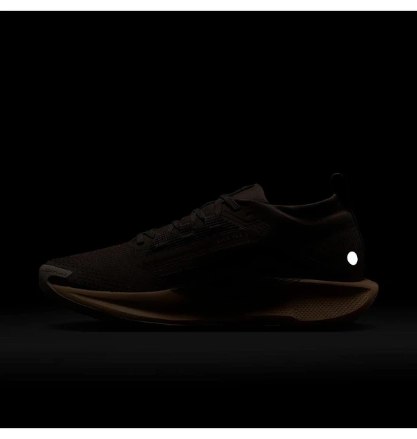 Кросівки унісекс Nike Pegasus Trail 5 Gtx Brown 36.5 Коричневий FQ0912-200 - зображення 6