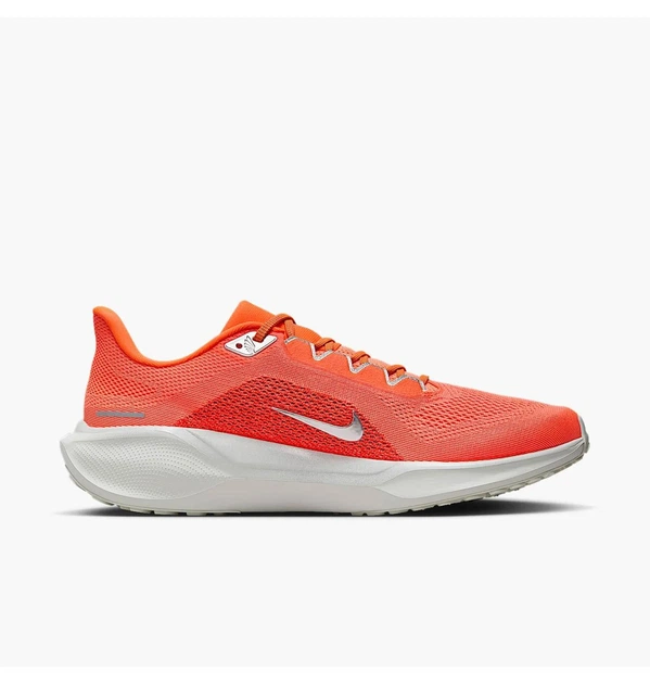 Кросівки чоловічі Nike Air Zoom Pegasus 41 Premium 45 Помаранчевий HQ2938-800 - Фото 9 Кросівки чоловічі Nike Air Zoom Pegasus 41 Premium 45 Помаранчевий HQ2938-800 - зображення 9