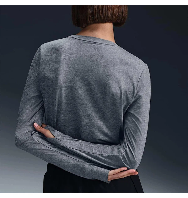 Спортивная кофта женская Nike One Grey XS Серая FN2801-084 - Фото 3 Спортивная кофта женская Nike One Grey XS Серая FN2801-084 - изображение 3