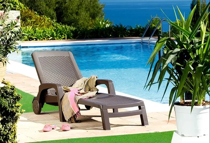 Шезлонг пластиковый BICA Miami 4 положения 190х70х46 см коричневый - изображение 5