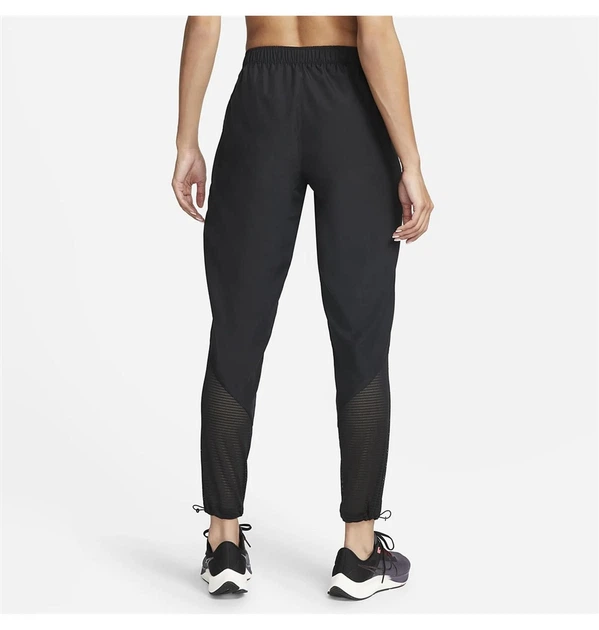 Спортивні штани жіночі Nike W Nk Df Swoosh Run Pant XS Чорні DM7771-010 - Фото 3 Спортивні штани жіночі Nike W Nk Df Swoosh Run Pant XS Чорні DM7771-010 - зображення 3