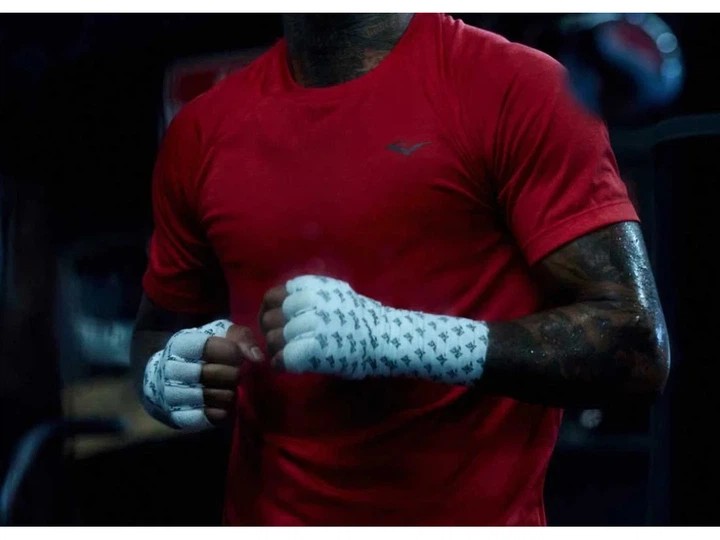 Тейпи EVERLAST Printed Athletic Tape 2,5 см х 9,14 м білий (6164) - Фото 3 Тейпи EVERLAST Printed Athletic Tape 2,5 см х 9,14 м білий (6164) - изображение 3