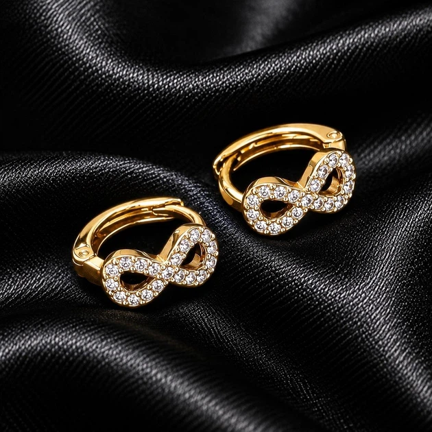 Серьги-кольца (конго/кликеры) «Бесконечность» Asteel с фианитами золотистые 1 пара 6 мм - Фото 1 Серьги-кольца (конго/кликеры) «Бесконечность» Asteel с фианитами золотистые 1 пара 6 мм - изображение 1