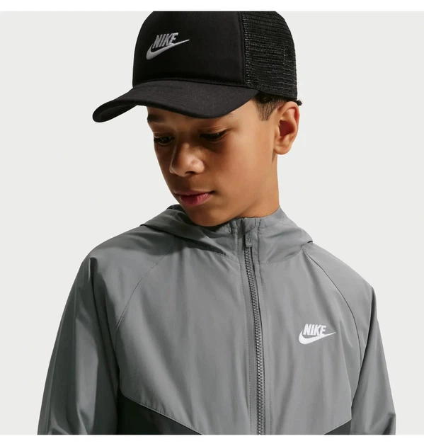 Вітровка дитяча Nike Sportswear Grey L зріст 152 см Сірий IF2821-084 - Фото 3 Вітровка дитяча Nike Sportswear Grey L зріст 152 см Сірий IF2821-084 - зображення 3