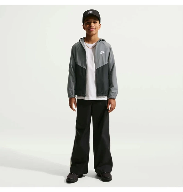 Вітровка дитяча Nike Sportswear Grey L зріст 152 см Сірий IF2821-084 - Фото 5 Вітровка дитяча Nike Sportswear Grey L зріст 152 см Сірий IF2821-084 - зображення 5
