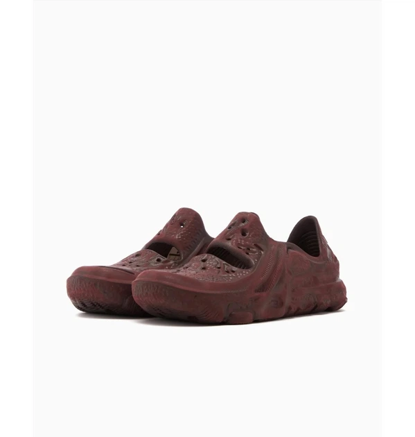 Тапочки чоловічі Nike Ispa Universal Brown 40 Коричневий DM0886-200 - Фото 6 Тапочки чоловічі Nike Ispa Universal Brown 40 Коричневий DM0886-200 - зображення 6