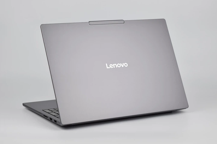 Ноутбук Lenovo IdeaPad Pro 5 16IAH10 U5 225H / 24GB / 512GB / 16" 2.8K OLED / Win11 - Фото 8 Ноутбук Lenovo IdeaPad Pro 5 16IAH10 U5 225H / 24GB / 512GB / 16" 2.8K OLED / Win11 - изображение 8