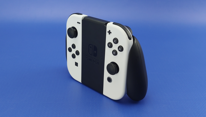 Набор Консоль Nintendo Switch OLED Model HEG-001 64GB White Б/У + Карта памяти Canvas Select Plus UHS-I U3 V30 A1 SD Adapter 128GB - изображение 7