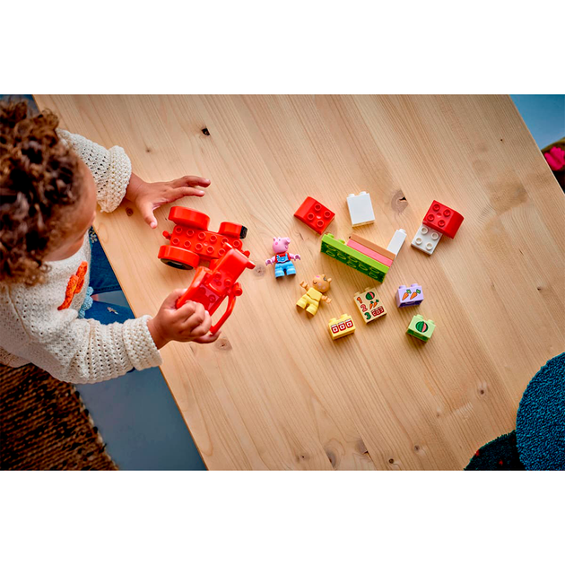 Конструктор LEGO DUPLO Peppa Pig Трактор і ринок 18 деталей (10468) - зображення 8