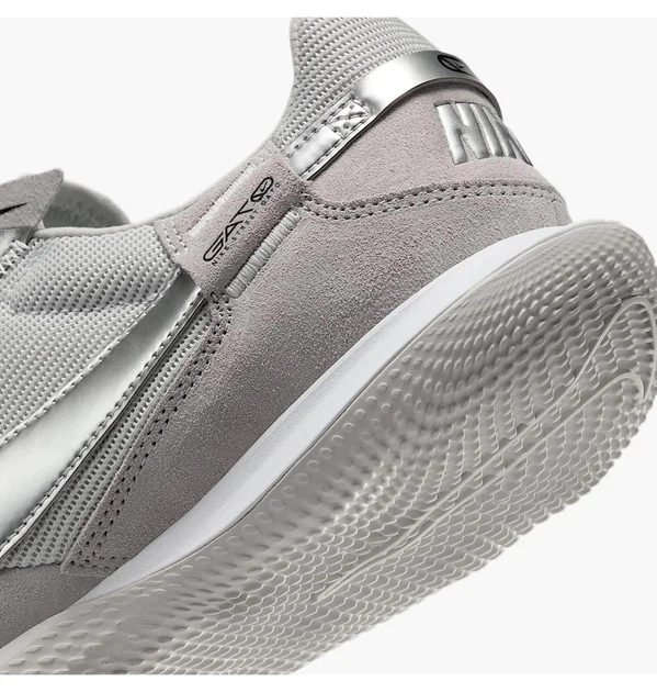 Футзалки унісекс Nike Street Gato Ic Grey 41 Сірий DC8466-005 - Фото 8 Футзалки унісекс Nike Street Gato Ic Grey 41 Сірий DC8466-005 - зображення 8