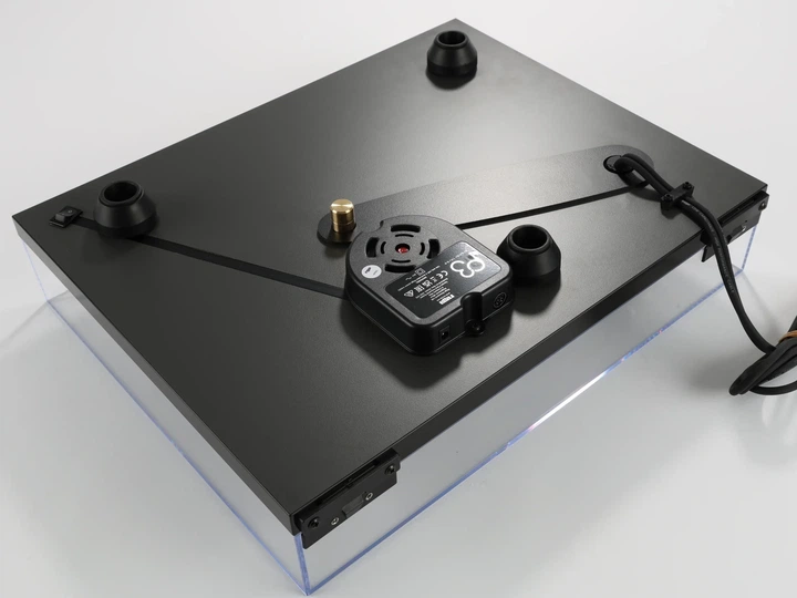Програвач вінілових платівок Rega Planar 3 ECO Special Brushed Metal - изображение 6