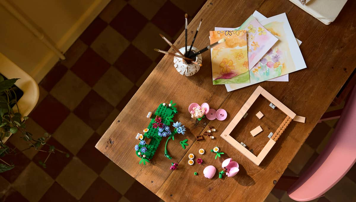 Конструктор Lego Floral Picture Frame Botanicals 40916 - зображення 5