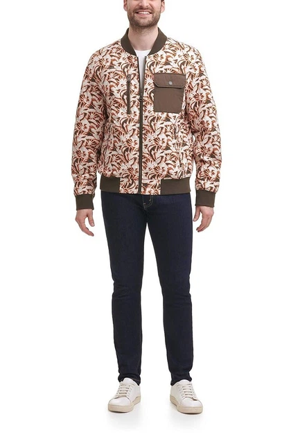 Бомбер Levi's 52(XL) Бежево-коричневий (157256) - Фото 4 Бомбер Levi's 52(XL) Бежево-коричневий (157256) - зображення 4