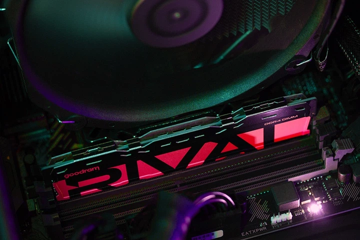 Оперативная память Goodram Rival Radiant DDR4-3200 32768MB PC4-25600 (Kit of 2x16384) Red (GGRRD4-32L16A/32GDC) - изображение 6