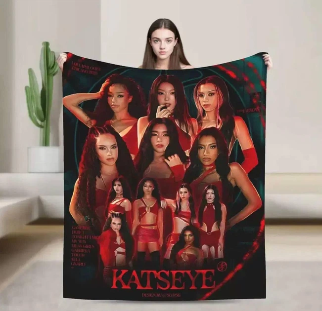 Ковдра-плед KATSEYE, покривало K-pop - Фото 3 Ковдра-плед KATSEYE, покривало K-pop - зображення 3