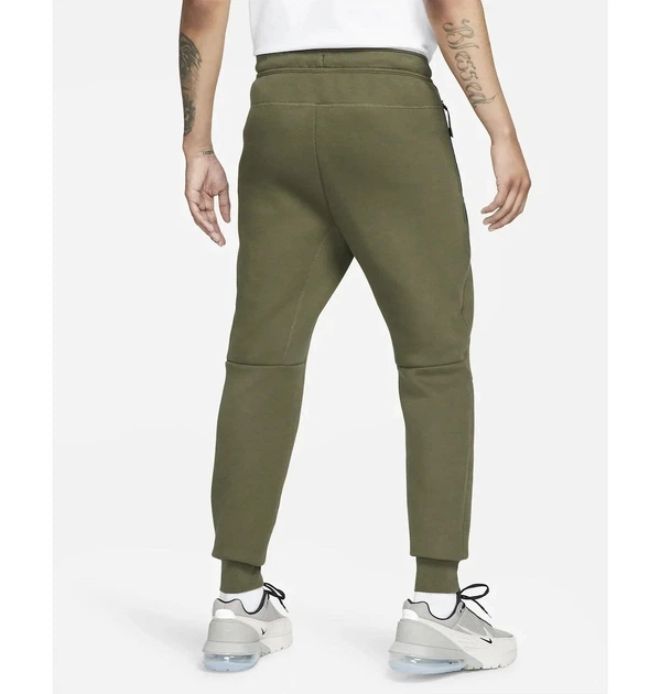 Спортивний костюм чоловічий Nike Tech Fleece Olive XS Оливковий DD5284-222__DD5293-222 - Фото 4 Спортивний костюм чоловічий Nike Tech Fleece Olive XS Оливковий DD5284-222__DD5293-222 - зображення 4