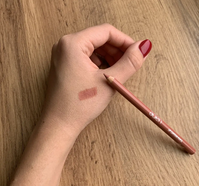 ADEN Олівець для контуру губ COLOR-ME 01 NUDE, 1,3 гр - зображення 3