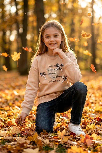 Кофта для девочки: блеск, бантики и комфорт Kiddo бежевый 164 см - Фото 1 Кофта для девочки: блеск, бантики и комфорт Kiddo бежевый 164 см - изображение 1