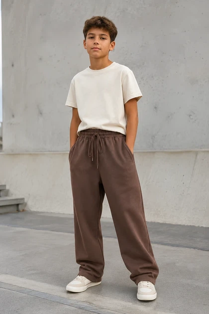 Штаны широкие коттоновые «Brooklyn Wide» Kiddo шоколадный 116 см - Фото 1 Штаны широкие коттоновые «Brooklyn Wide» Kiddo шоколадный 116 см - изображение 1