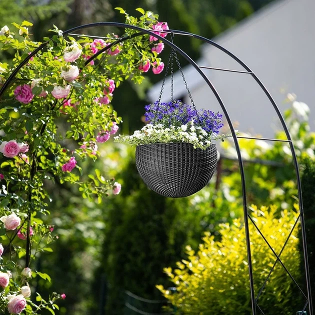 Горшок для растений пластиковый 8,6 л антрацит Rattan hanging sphere с цепками - изображение 5