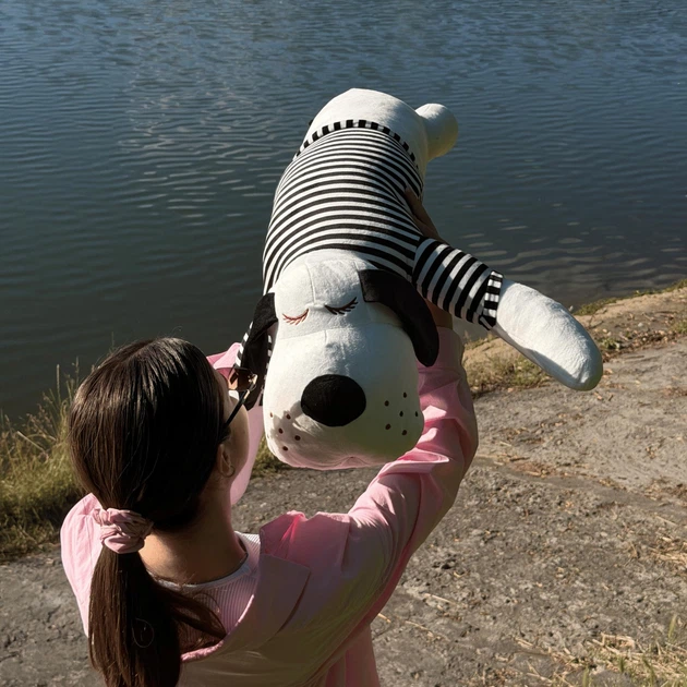 М'яка іграшка Пес Батон 100 см білий, велика плюшева собака-подушка - зображення 9