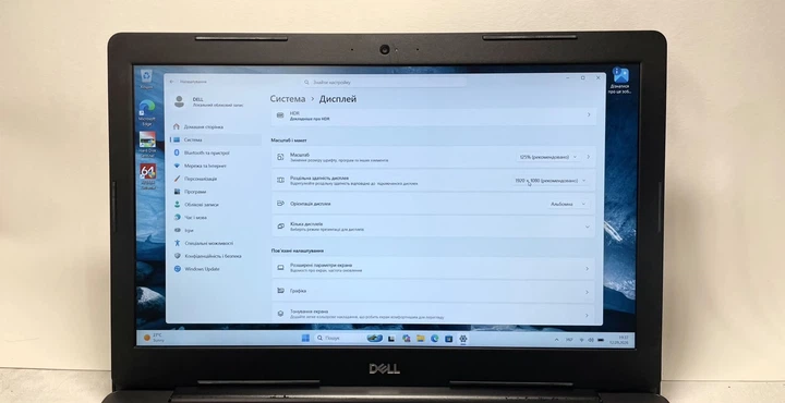 Ноутбук Dell Latitude 3590 15.6" FHD / Intel Core i5-8250U / 8 ГБ / SSD 256 ГБ / Intel UHD Graphics 620 / Windows 11 - Б/У - Фото 8 Ноутбук Dell Latitude 3590 15.6" FHD / Intel Core i5-8250U / 8 ГБ / SSD 256 ГБ / Intel UHD Graphics 620 / Windows 11 - Б/У - изображение 8