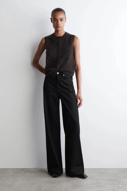 Жіночі широкі джинси COS Dial Wide-Leg Jeans Чорні 26 (1308200001) - Фото 1 Жіночі широкі джинси COS Dial Wide-Leg Jeans Чорні 26 (1308200001) - зображення 1
