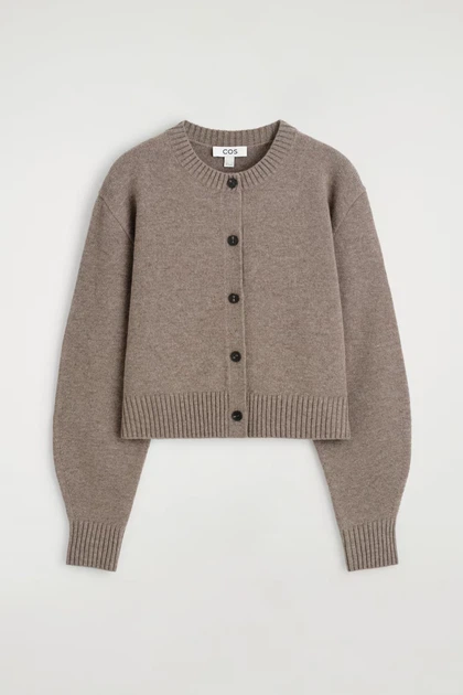 Жіночий кардиган COS Merino Wool Cardigan Бежевий L (1331604002) - Фото 6 Жіночий кардиган COS Merino Wool Cardigan Бежевий L (1331604002) - изображение 6
