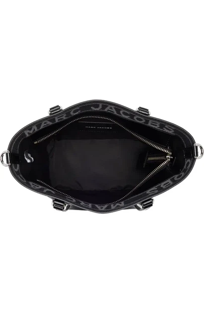 Сумка кросс-боди женская Marc Jacobs Trademarc 2.0 Small Tote Bag 'Black' (4F5HTT001H02-001) - Фото 5 Сумка кросс-боди женская Marc Jacobs Trademarc 2.0 Small Tote Bag 'Black' (4F5HTT001H02-001) - изображение 5
