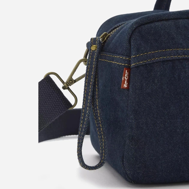 Сумка крос-боді через плече жіноча тканинна середня Levi's 465550445 Синя (1162179375) - Фото 4 Сумка крос-боді через плече жіноча тканинна середня Levi's 465550445 Синя (1162179375) - зображення 4