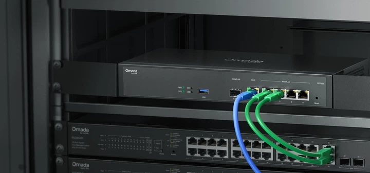 Мультисервисный маршрутизатор TP-LINK ER7406 5 портов Gigabit 44х249х140 мм черный - изображение 3