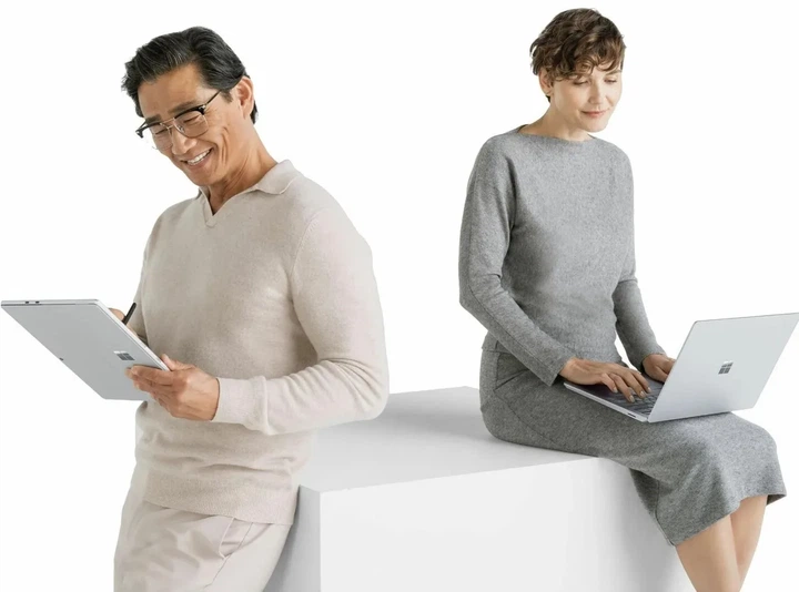 Планшет Microsoft Surface Pro 10 13” PS Touch, Intel U7-165H, 16GB, F1TB, UMA, W11P, платиновий - зображення 4