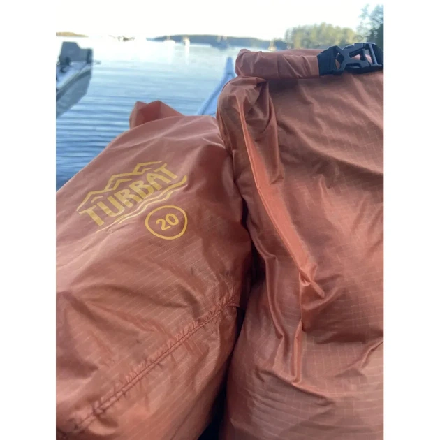 Гермомешок Turbat Germik 20L tea green - Фото 6 Гермомешок Turbat Germik 20L tea green - изображение 6