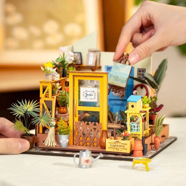 Конструктор 3D міні-будинок Robotime Rolife Cathy’s Flower House DG104 - изображение 4